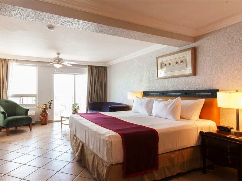 Ramada By Wyndham Princess Belize City Exterior foto