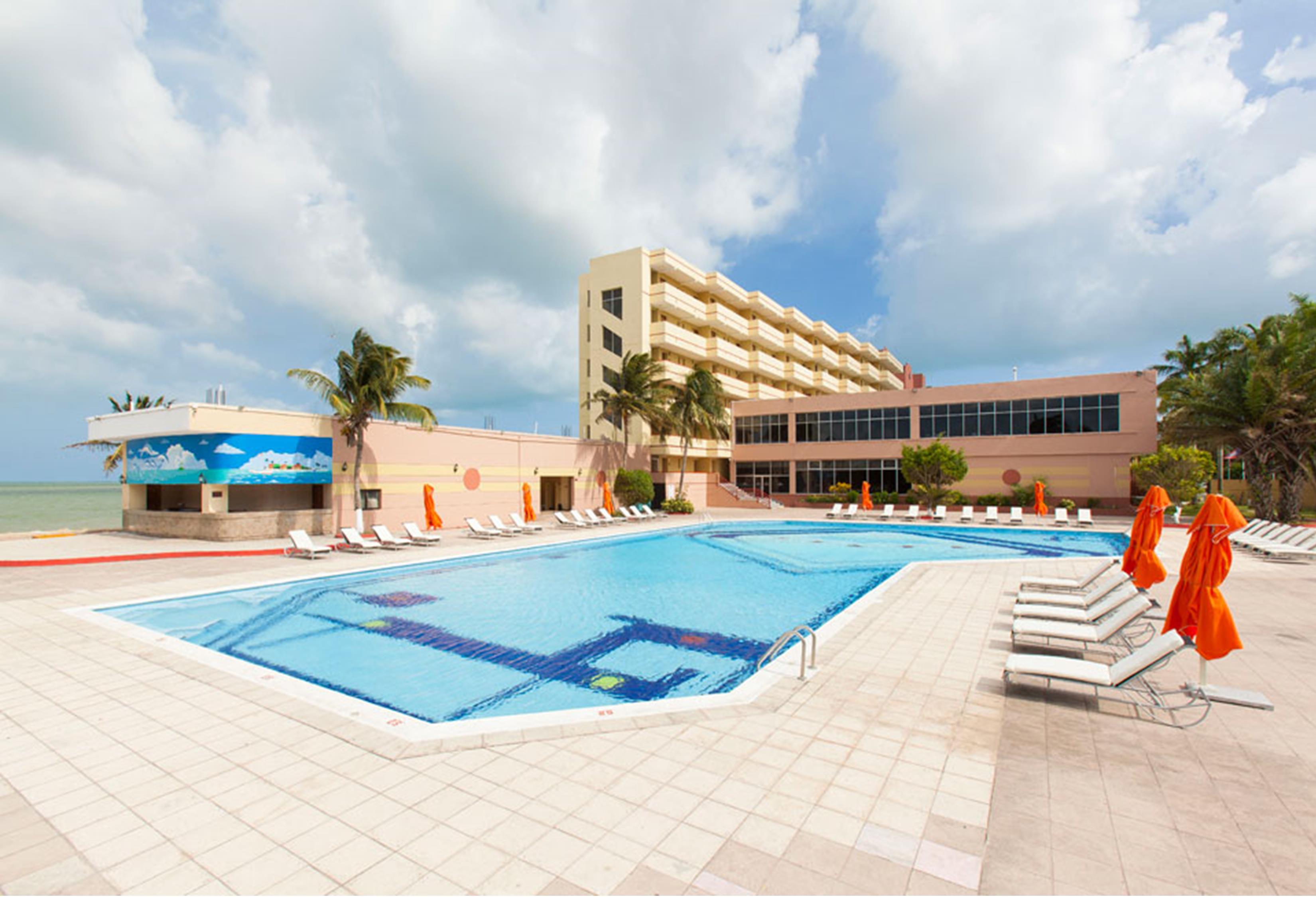 Ramada By Wyndham Princess Belize City Exterior foto
