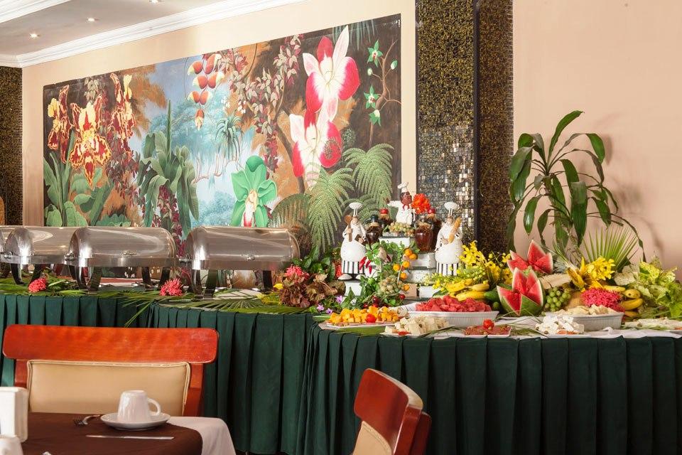 Ramada By Wyndham Princess Belize City Exterior foto