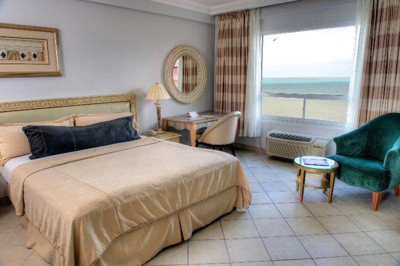 Ramada By Wyndham Princess Belize City Zimmer foto